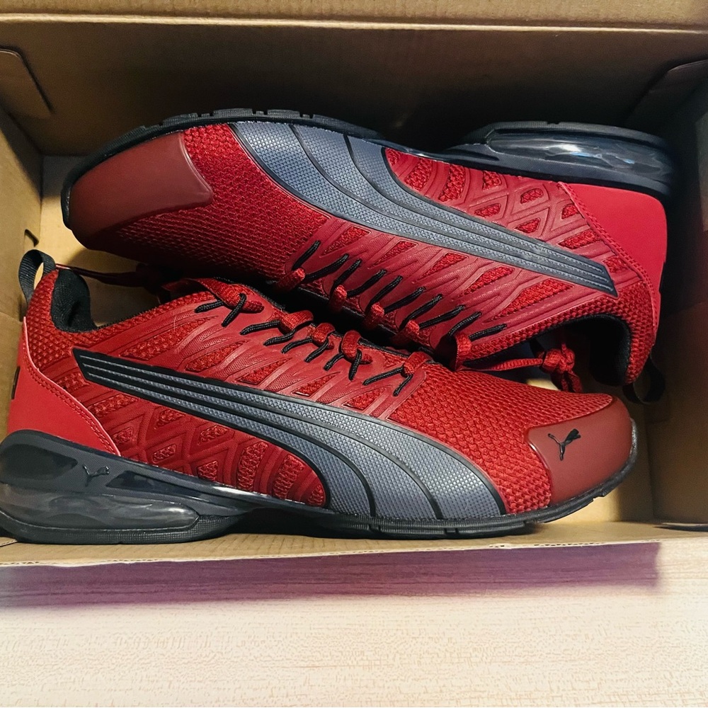 Puma Voltaic Evo Men’s running shoe- Burgundy